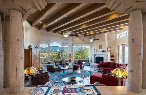 Santa Fe House | 395 m² House ∙ 5 bedrooms ∙ 10 guests