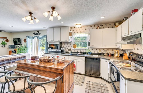 Rockfield Apartment | 4 Mi to Erie Canal Park: 1BR w/Trail Access