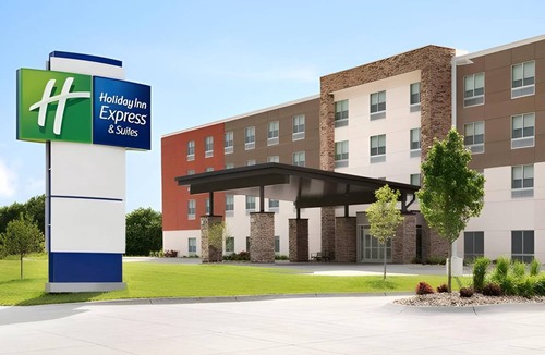Red Wing Hotel | 41 m² Hotel ∙ 127 guests
