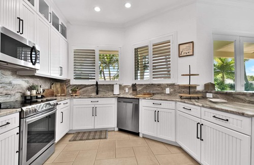 Lighthouse Point House | 4110 Managed By Brampton Park