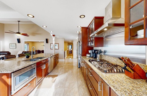 Colchester House | 412 m² House ∙ 4 bedrooms ∙ 8 guests