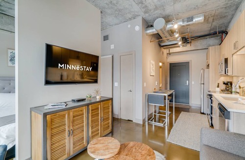 Warehouse District House | 42 m² Loft ∙ 4 guests