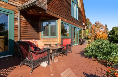 Stowe Hollow House | 435 m² House ∙ 4 bedrooms ∙ 10 guests