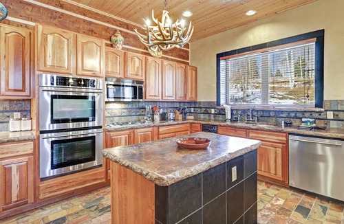 Angel Fire House | 465 m² House ∙ 4 bedrooms ∙ 18 guests