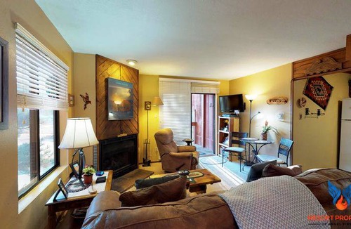 Angel Fire Condo | 48 m² Condo ∙ 1 bedroom ∙ 4 guests