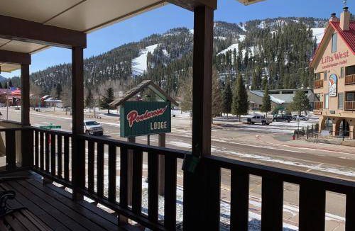 Red River Hotel | 49 m² Hotel ∙ 4 guests