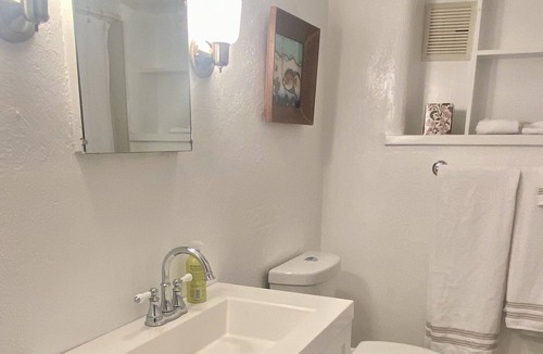 Tesuque Cottage | 5 Minutes to the Opera & Downtown Santa Fe