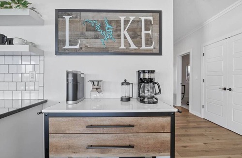 Osage Beach Condo | 5 Star Corner Penthouse with Million Dollar View!