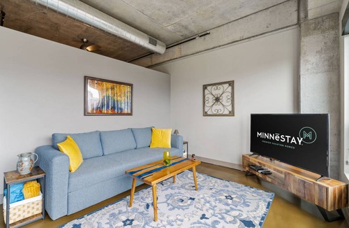 Warehouse District House | 50 m² Loft ∙ 1 bedroom ∙ 4 guests