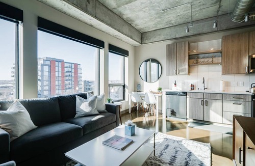 Warehouse District House | 50 m² Loft ∙ 1 bedroom ∙ 4 guests