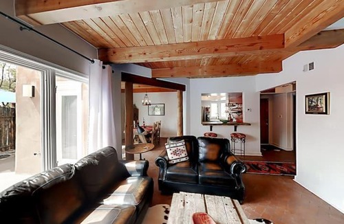 Northeast Santa Fe House | 501 Rio Grande Ave F2