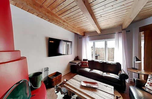 Northeast Santa Fe House | 501 Rio Grande Ave F2