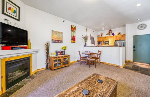 Taos Ski Valley Condo | 57 m² Condo ∙ 1 bedroom ∙ 4 guests