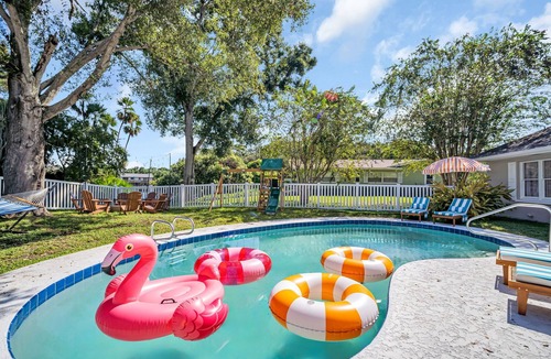 Clearwater Villa | 5BR Pool Villa | Game Room | Near Clearwater Beach