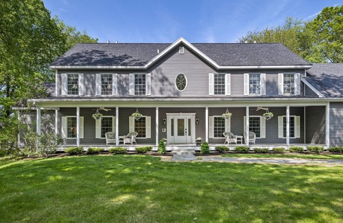 Manchester Center House | 6 bed 7 Bath VT retreat - rent a former B&B Greybourne House, Manchester VT