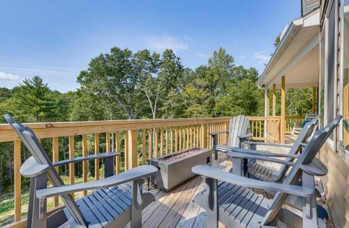 Front Royal House | 6 Mi to Appalachian Trail Modern Front Royal Gem!