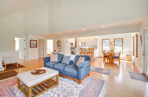 Morrisville House | 6 Mi to Lake & State Park: Hideaway in Elmore!