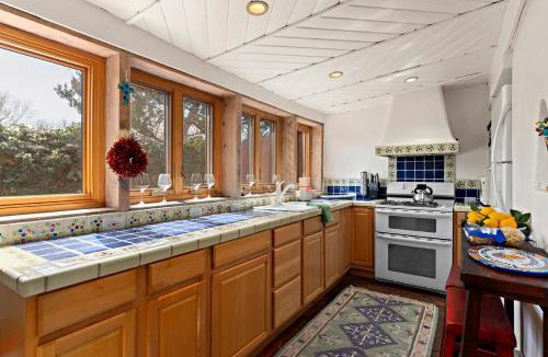 South Capitol House | 632 Old Santa Fe Trail