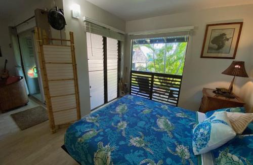 Punaluu House | 71 Dramatic Ocean and Lava
