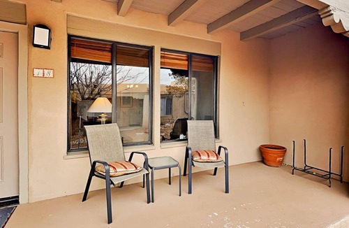 Northeast Santa Fe Condo | 74 m² Condo ∙ 2 bedrooms ∙ 4 guests