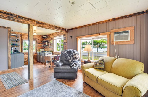 Stone Lake House | 74 m² House ∙ 2 bedrooms ∙ 4 guests