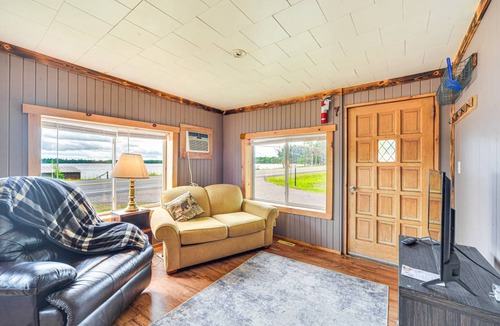 Stone Lake House | 74 m² House ∙ 2 bedrooms ∙ 4 guests