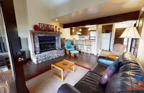 Angel Fire Condo | 75 m² Condo ∙ 1 bedroom ∙ 7 guests