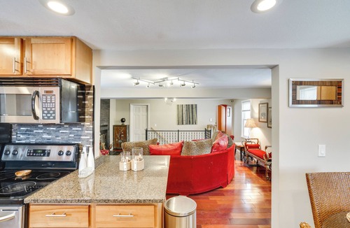 Golden Valley House | 8 Mi to Downtown: Convenient Minneapolis Home