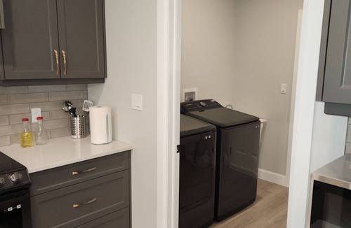 Goderich House | 8 Minutes to Huron Sand Beaches. Prettiest Town Goderich