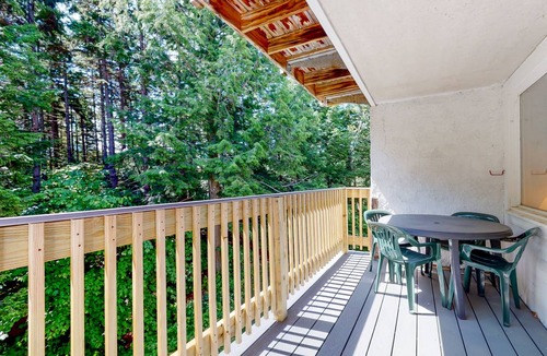 Warren Condo | 84 m² Condo ∙ 2 bedrooms ∙ 6 guests