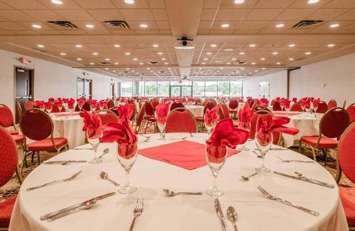 Northwestern Precinct Hotel | 84 m² Hotel ∙ 127 guests