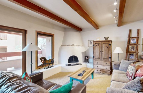 Santa Fe Condo | 86 m² Condo ∙ 2 bedrooms ∙ 6 guests