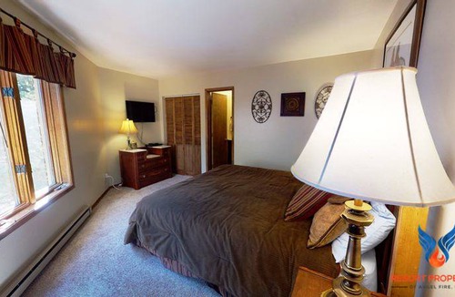 Angel Fire Condo | 89 m² Condo ∙ 2 bedrooms ∙ 5 guests