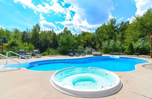 Sunday River Area House | 9 Bedroom Estate, Sleeps 24, Heated Pool, Hot Tub, Movie Theater, Game Room