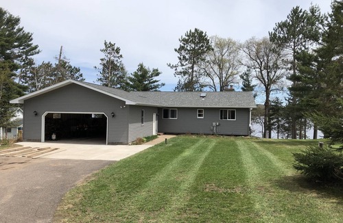 Chetek House | A chain of lakes cabin for amazing views, remodeled basement, pontoon to rent
