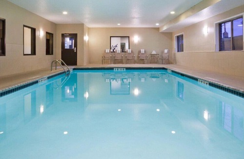 Woodbury House | A Haven of Comfort and Tranquility! W/ Free WiFi
