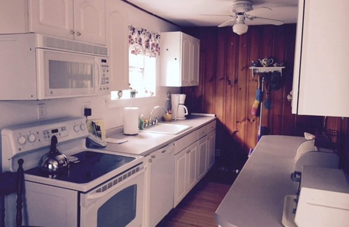 Huletts Landing House | A Paradise Escape at Lake George