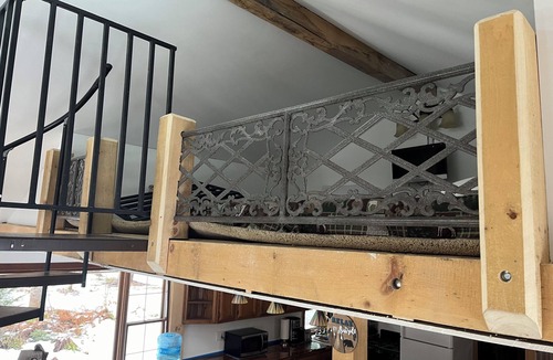 Arietta Cabin | A stylish Adirondack Log Cabin located along side the NYS Hiking trail System!