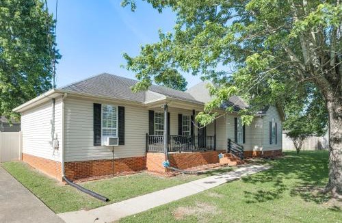 Murfreesboro House | Above-Ground Pool & Backyard at Murfreesboro Home!
