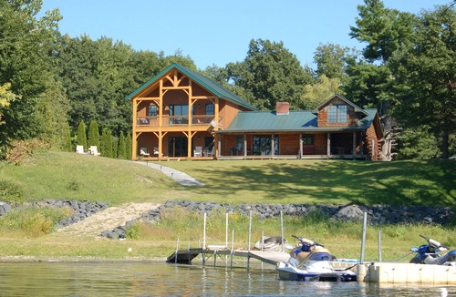 Moriah Center Cottage | Absolutely Fantastic Family Vacation Spot - Fox Meadow Lakefront