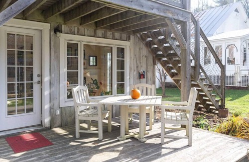 Montpelier Cottage | Absolutely Gorgeous Vermont Garden Cottage