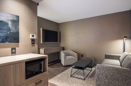 Central Business District Hotel | AC Hotel by Marriott Worcester