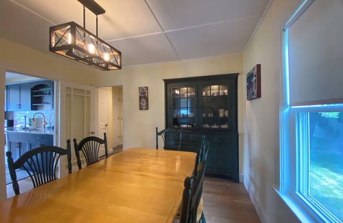 Rye House | Across from Residential Section of Jenness Beach