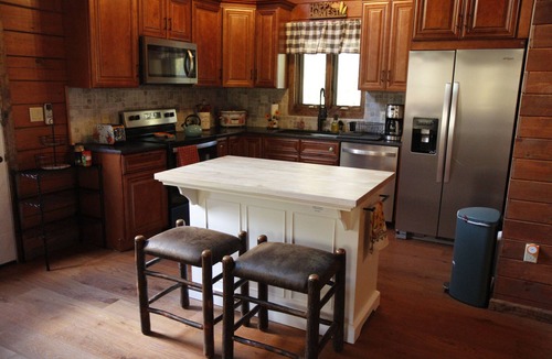 Jay Cabin | Adirondack Farmhouse - Newly built Luxury Cabin