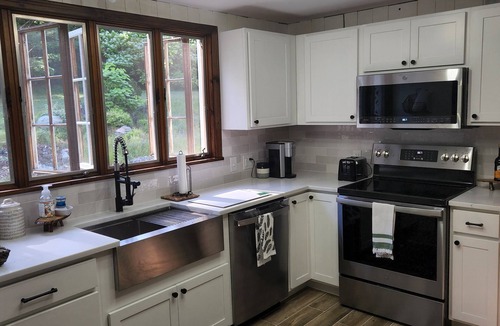 Elizabethtown House | Adirondack High Peaks hideaway near Lake Placid, VT, and Canada