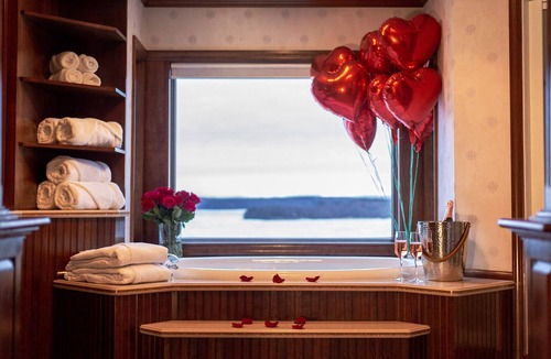 Remsen House | ADIRONDACK LUXURY ESTATE: POOL & HOT TUB! NEW!