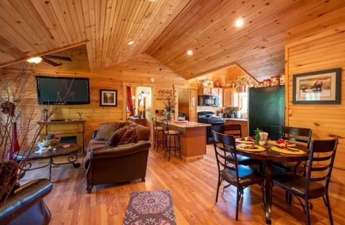 Jay House | Adirondack Whiteface Mtn Retreat