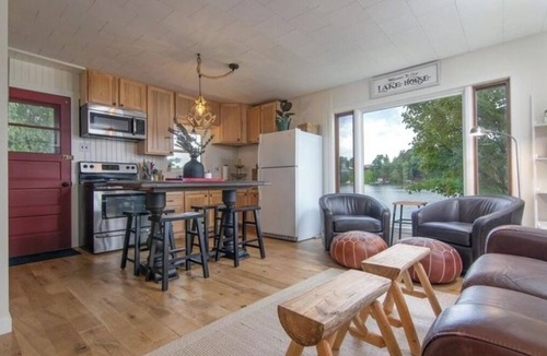 Balsam Lake Cabin | Adorable cabin right on Balsam Lake with gradual slope to Lake.