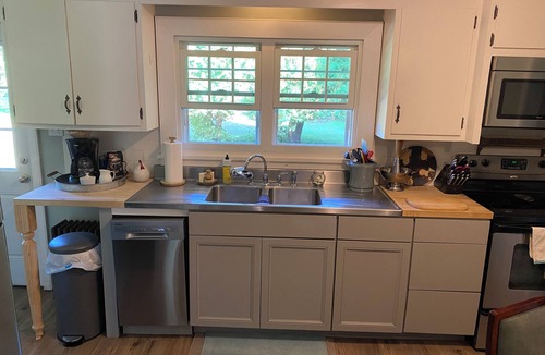 Saratoga Springs House | Adorable Saratoga track, SPAC, Skidmore short term rental.