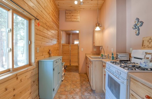 Angel Fire House | Adorable ski cabin with private hot tub, wood stove, pool table & washer/dryer